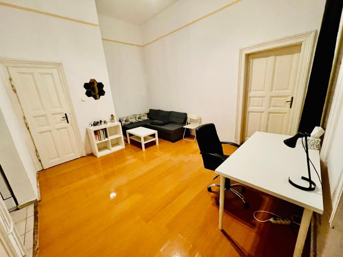 Casa Nora Liszt Ferenc Ter Budapest Exterior photo