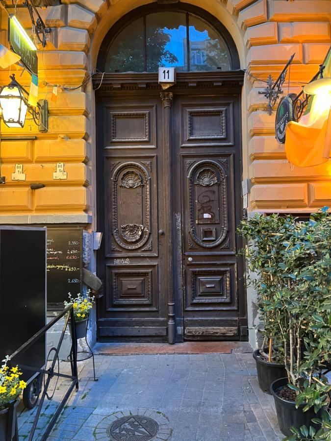 Casa Nora Liszt Ferenc Ter Budapest Exterior photo